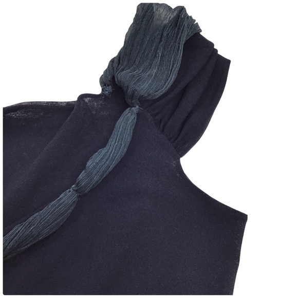 D. Exterior - Italian Made Sleeveless Top with Twisted Raffia Neckline - XL - Picture 11 of 13